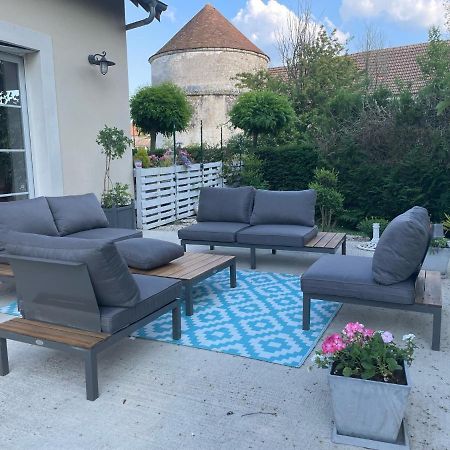 Les Rougemonts Eucalyptus Champguyon Exterior foto