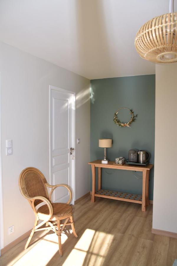 Les Rougemonts Eucalyptus Champguyon Exterior foto